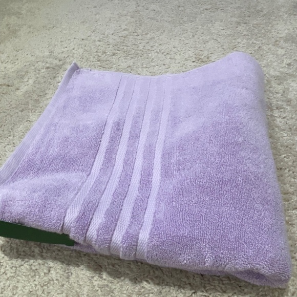 Kate Spade - Picture 1 of 2